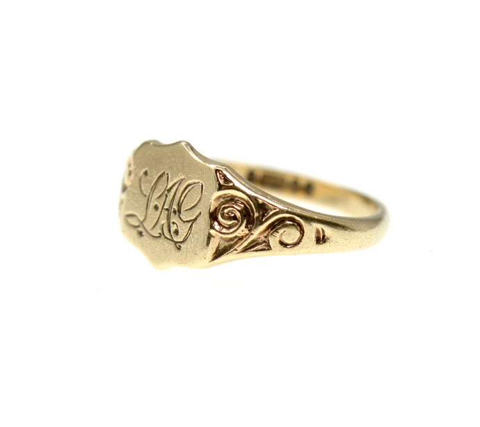 Lovely 1960's vintage 9ct gold signet ring